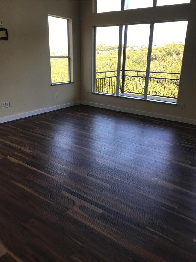 Building Photo - 19600 Bee Creek Tavern Rd