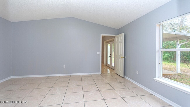 Building Photo - 13002 Viburnum Dr S