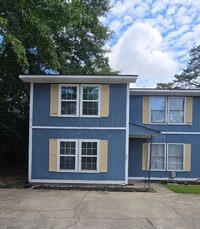 Building Photo - 302 Koon St