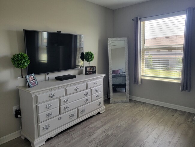 Building Photo - 9705 Pembrooke Pines Dr