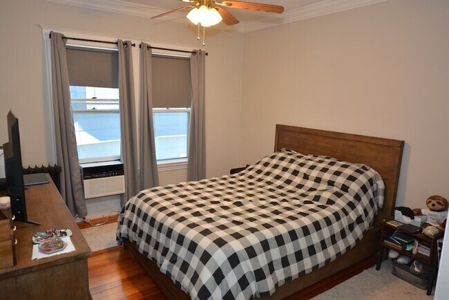Building Photo - 171 Savin Hill Ave