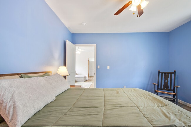 Building Photo - 34 Livingston St