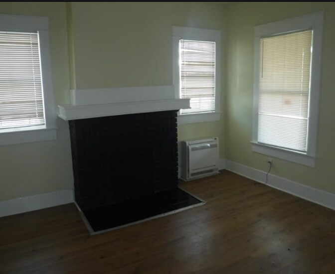 Building Photo - 8416 Division Ave