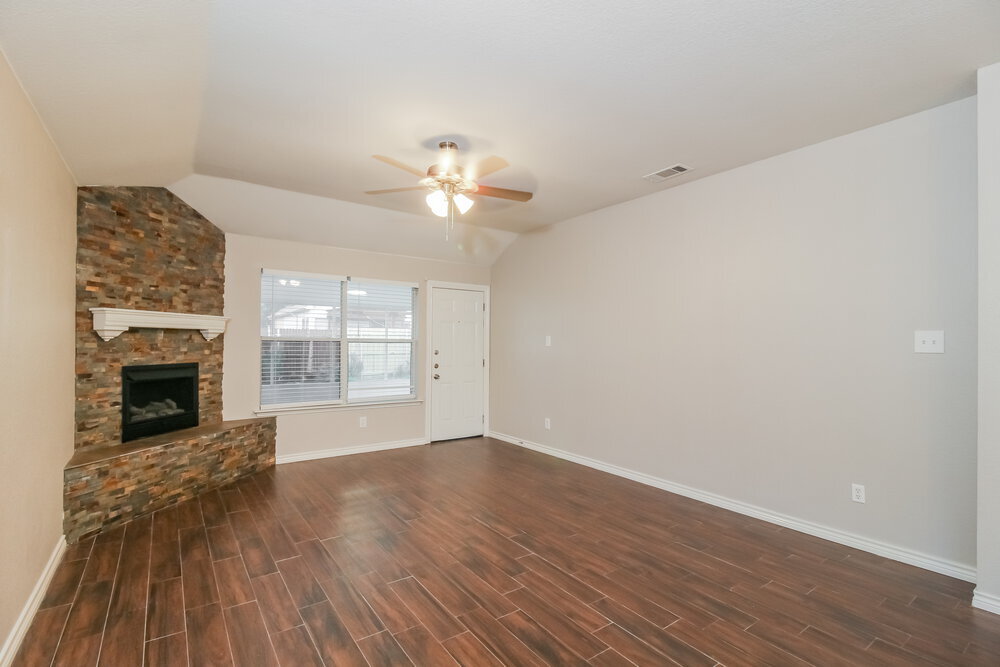 Building Photo - 745 Poncho Ln