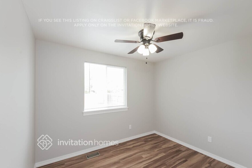 Building Photo - 18933 E Gunnison Pl