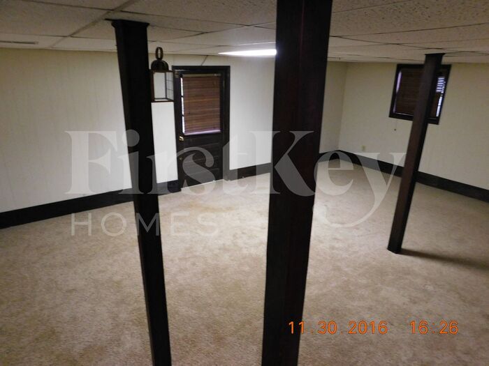 Building Photo - 2642 Shady Valley Rd