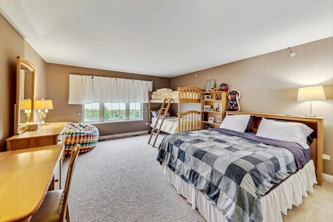 Building Photo - 4427 Lainie Cir