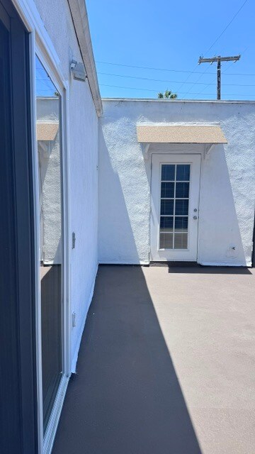 Private Patio - 11983 Walnut Ln