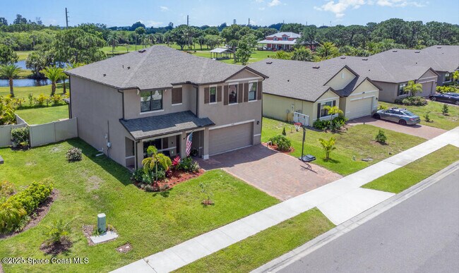 Building Photo - 7389 Tourmaline Dr