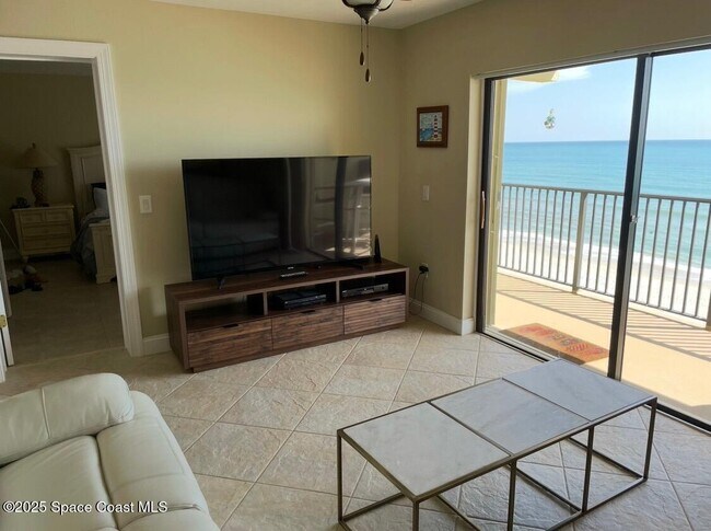 Building Photo - 1465 Jimmy Buffett Mem Hwy