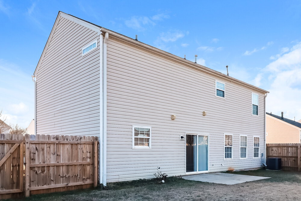 Building Photo - 12041 Serenade Ct