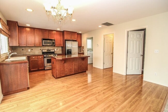 Building Photo - 2303 195th Pl SE