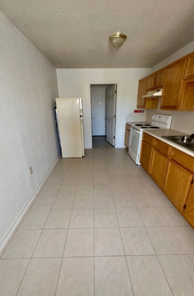 Building Photo - 106 Horseshoe Dr