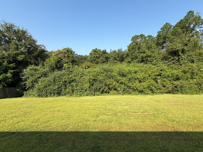 Building Photo - Spacious 4 bedroom 2.5 bath Home for Rent ...