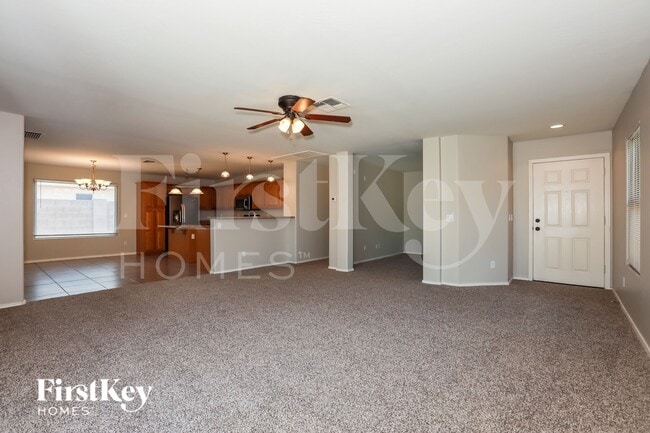 Building Photo - 2050 W Hayden Peak Dr
