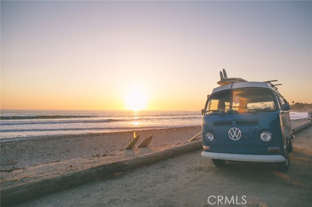 Building Photo - 1042 Calle Del Cerro
