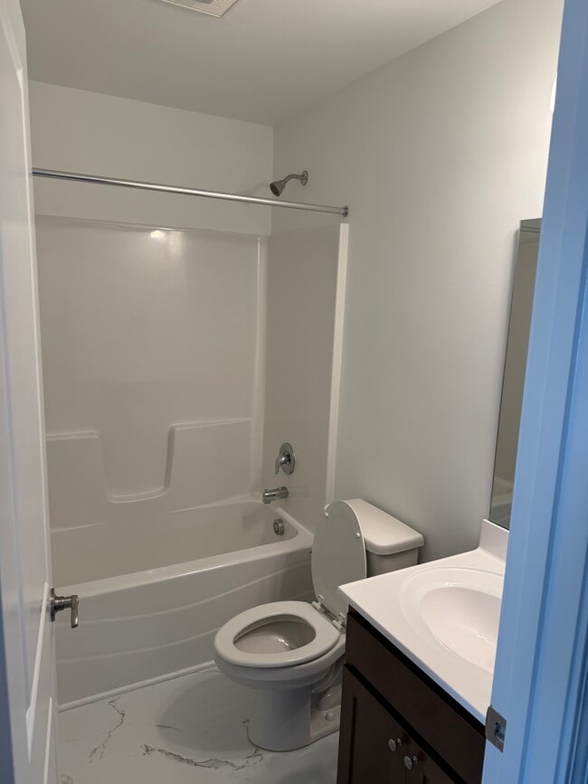 Building Photo - 179 Broad St