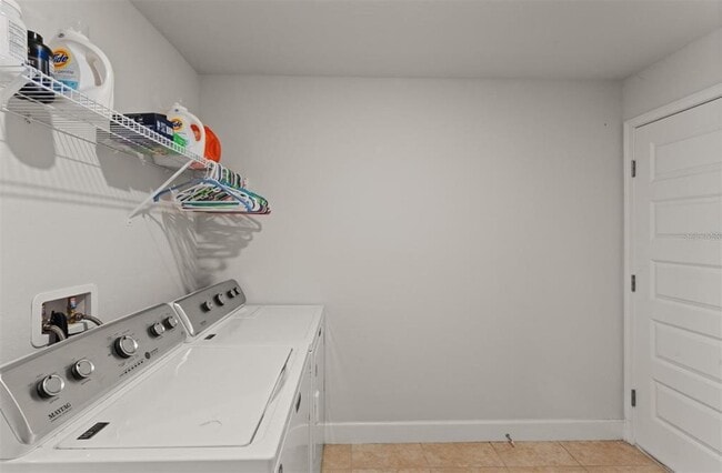 Building Photo - 636 Tanaro Ln