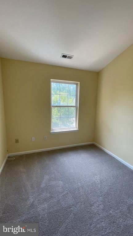 Building Photo - 6125 White Marble Ct