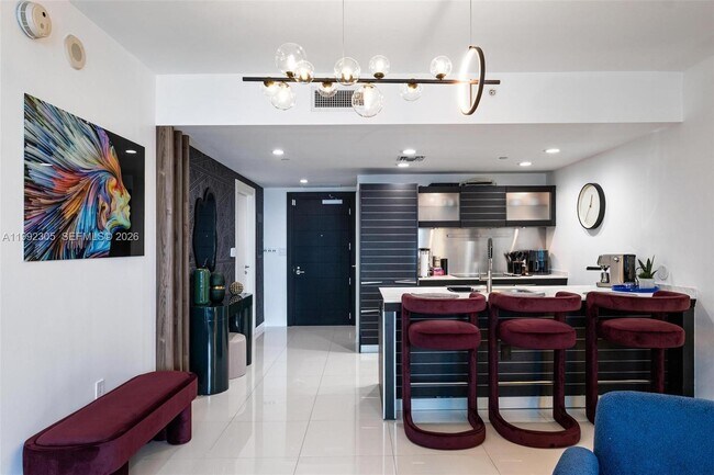 Building Photo - 200 Biscayne Blvd Way