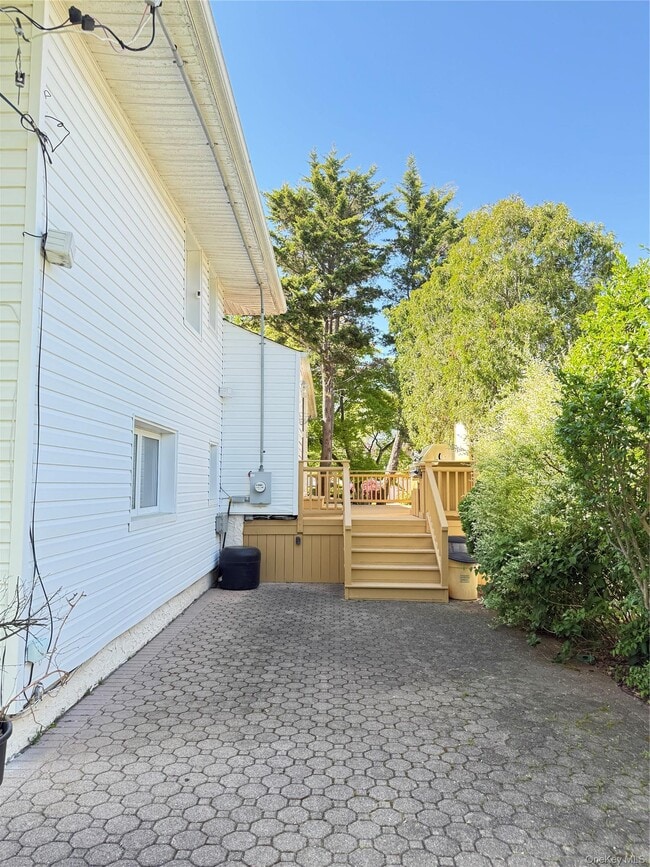 Building Photo - 14 Millpond St