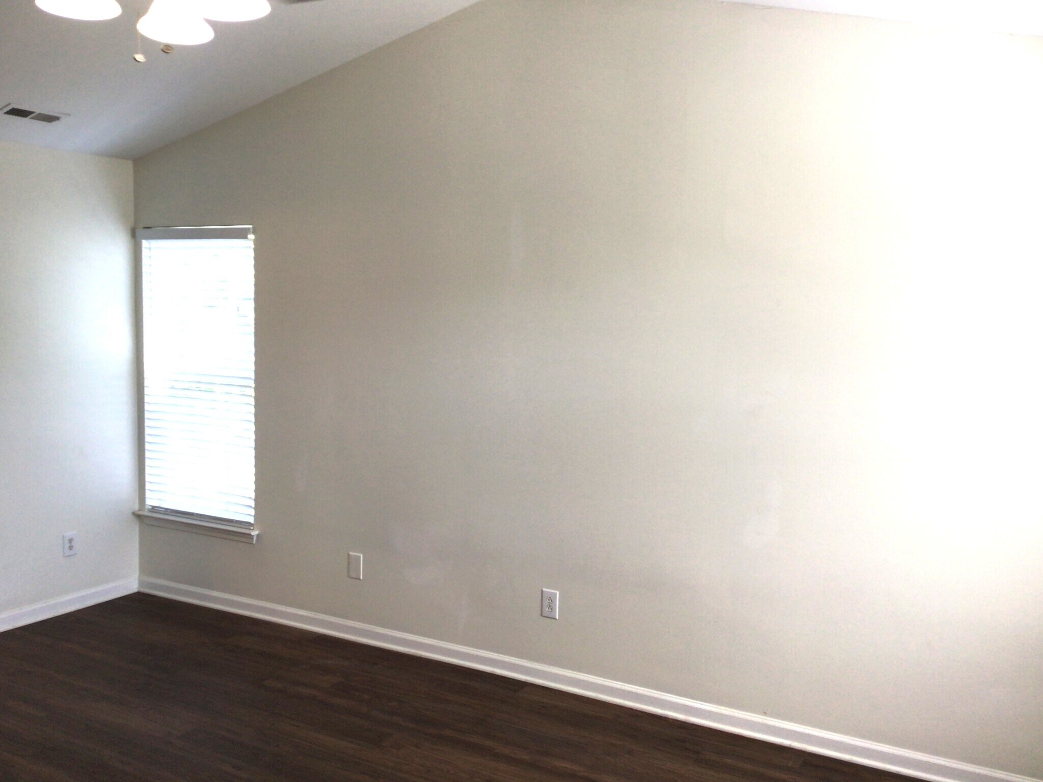 Building Photo - 1001 Finley Ct