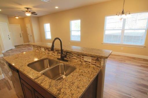 Building Photo - Little Piece of HEAVEN~3/2.5 Home w/ Open ...