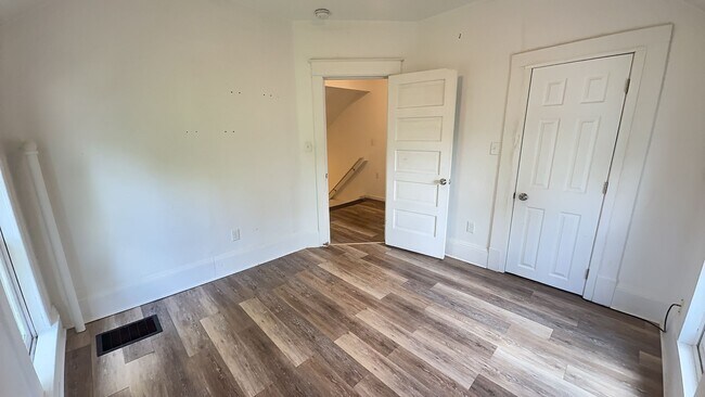 Building Photo - 540 Wausau Rd