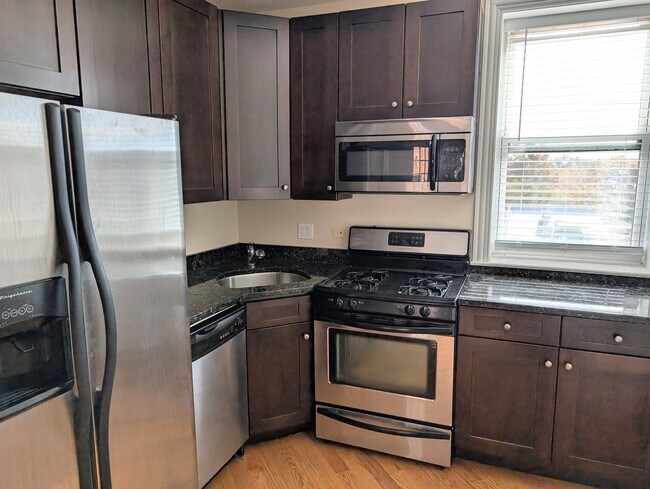 Building Photo - 4016 N Central Park Ave