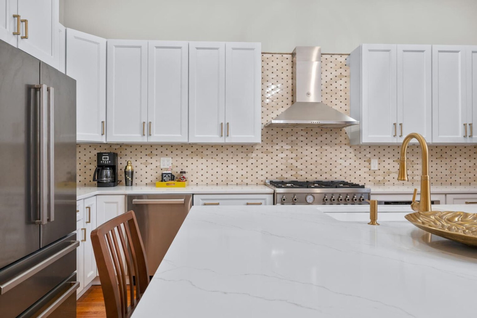 Building Photo - 215 W 138th St