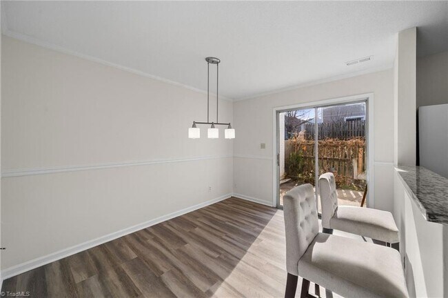 Building Photo - 5739 Bramblegate Rd