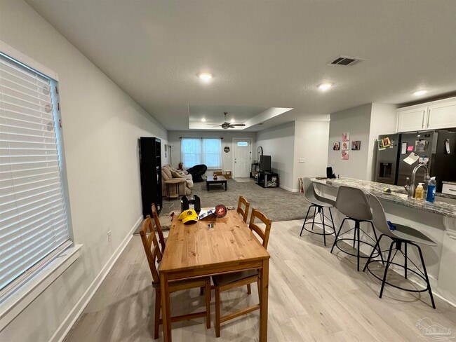 Building Photo - 8720 Fowler Ave