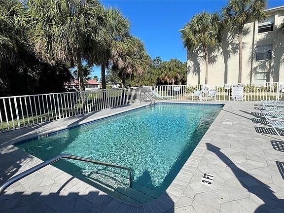 Building Photo - 7294 Cloister Dr