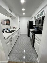 Building Photo - 2901 Central Blvd