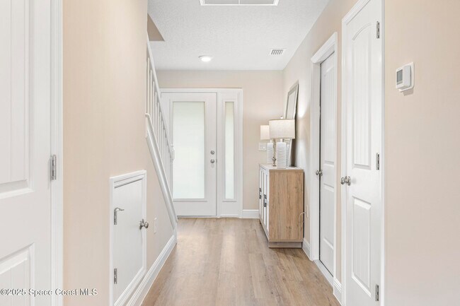 Building Photo - 218 Hidden Wds Pl