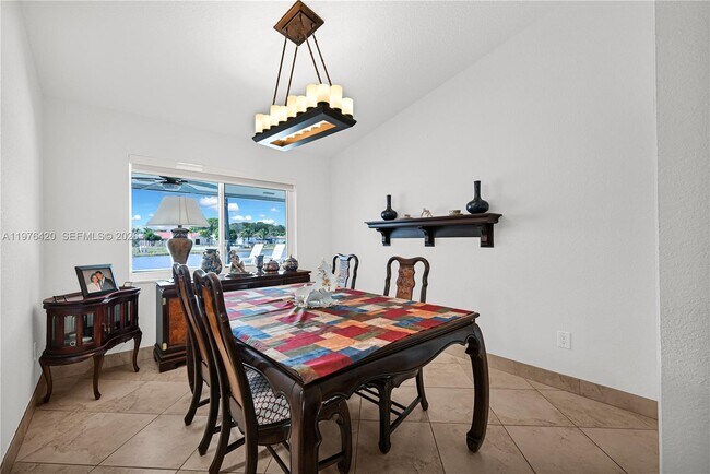 Building Photo - 5081 SW 119th Ave