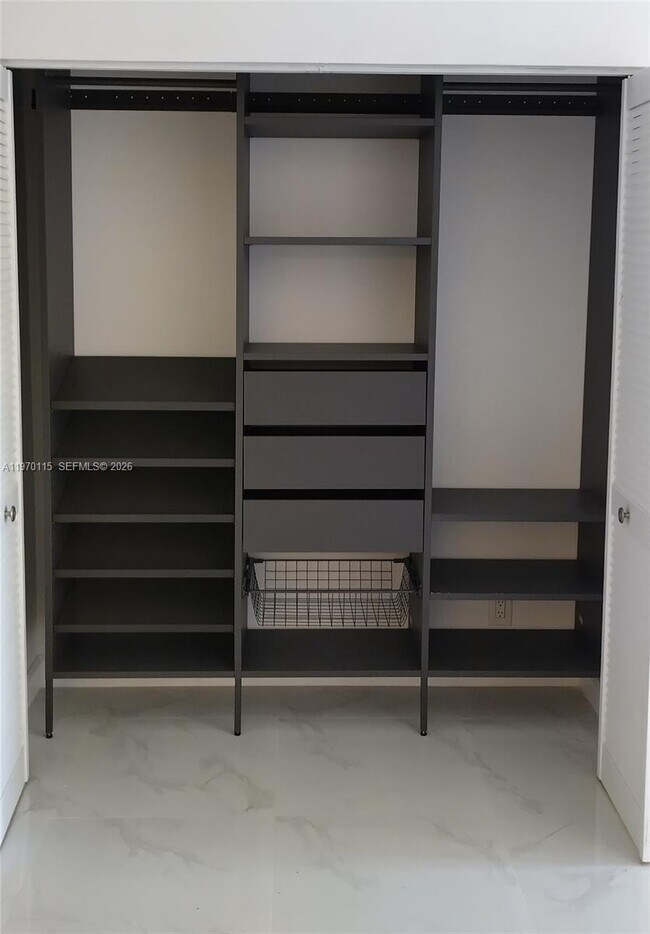 Building Photo - 2230 NE 56th Pl