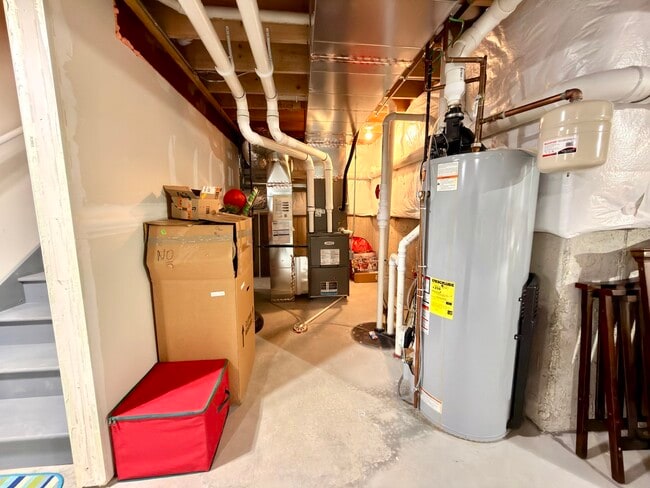 Building Photo - 12460 S Compass Ave