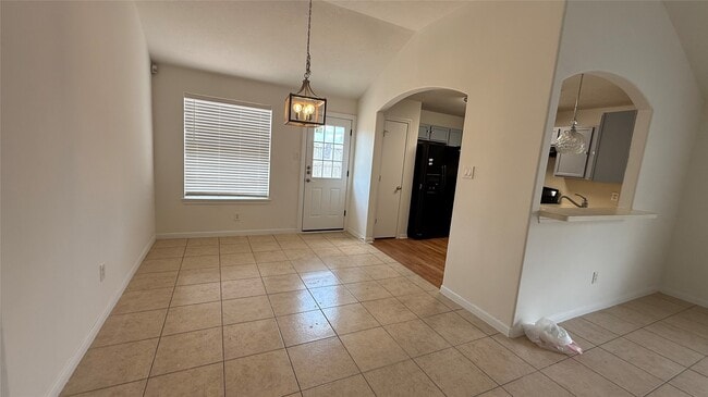 Building Photo - 4026 Redwood Hill Ct