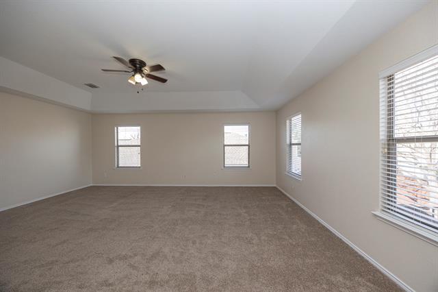 Building Photo - 5828 Pebble Ridge Dr