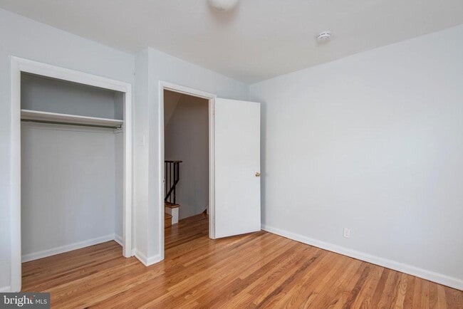 Building Photo - 3936 Delancey St