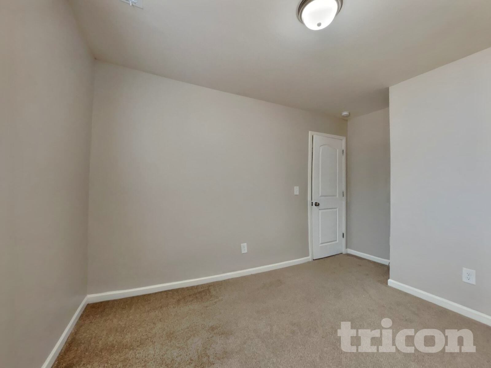 Building Photo - 129 Ridgemoore Ct