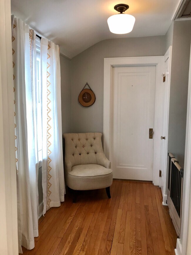 Building Photo - 8307 Greenwood Ave