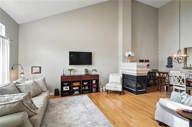 Building Photo - 3749 Whisper Creek Dr