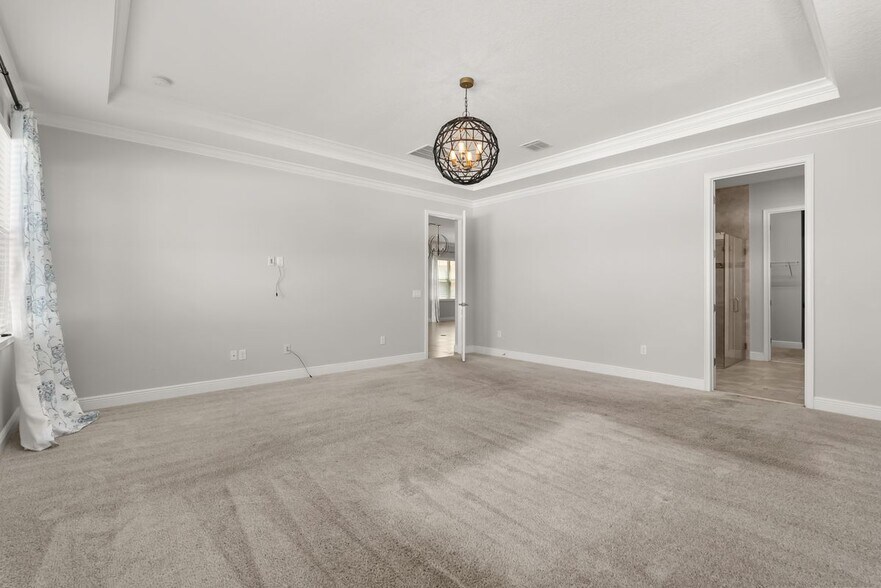 Building Photo - 14085 Alafaya Oak Bnd