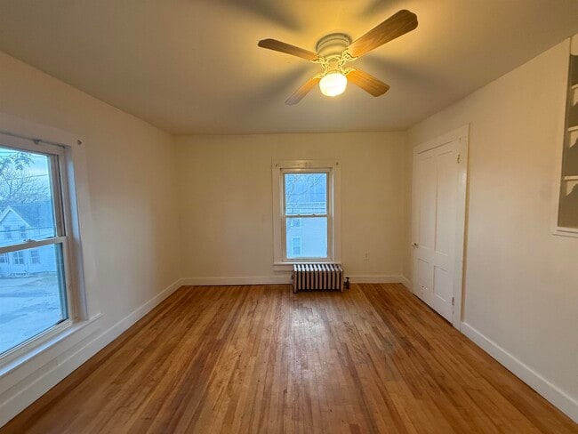 Building Photo - 442 Merrimack St