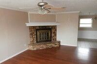 Building Photo - Beautiful East side Living