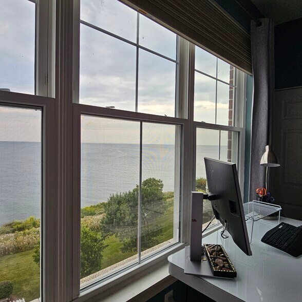 Lake Bedroom with desk - 3872 S Lake Dr