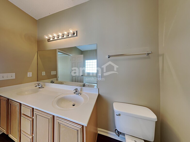 Building Photo - 366 Sarava Ln
