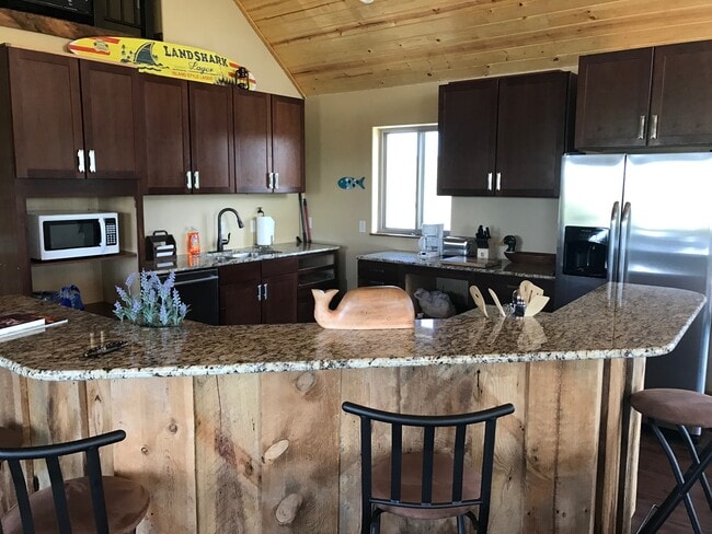 Building Photo - 13391 Sunny Slope Rd